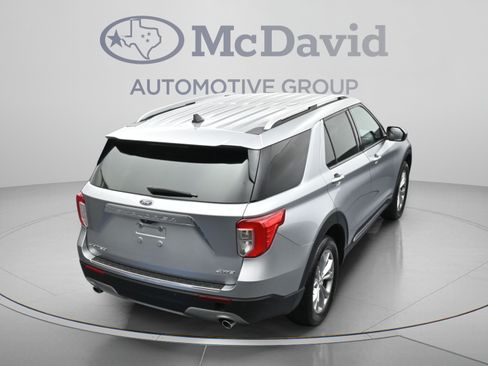 Used 2023 Ford Explorer Limited AWD/4WD image 39