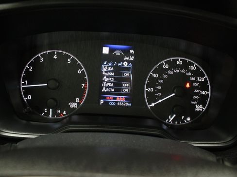 Used 2024 Toyota Corolla Cross LE FWD image 37