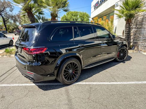 Used 2024 Mercedes-Benz GLS 63 AMG 4MATIC image 8