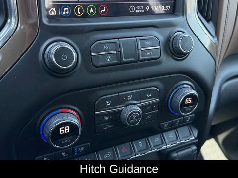 Used 2022 Chevrolet Silverado 1500 High Country w/ Technology Package AWD/4WD image 24