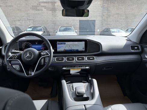 New 2026 Mercedes-Benz GLE 350 4MATIC image 11