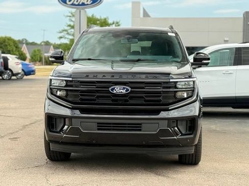 New 2027 Ford Expedition Platinum w/ Stealth Appearance Package AWD/4WD image 40