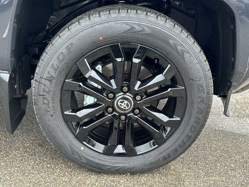 New 2026 Toyota 4Runner 4WD image 12