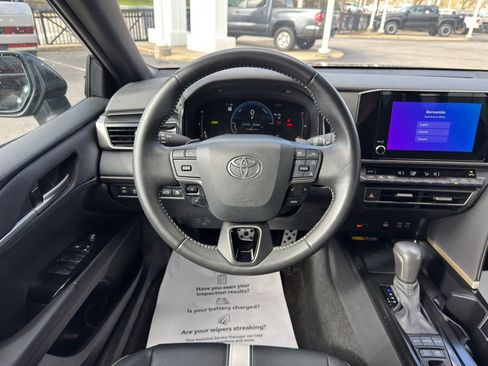 Certified 2025 Toyota Camry SE image 35