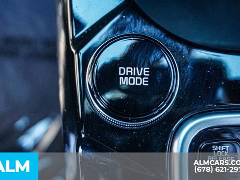 Used 2024 Kia Seltos EX image 40