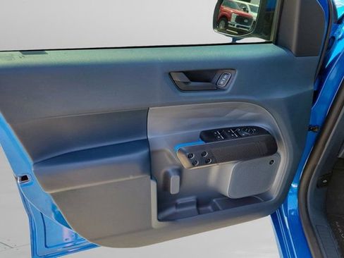 Certified 2025 Ford Maverick Lobo AWD/4WD image 32