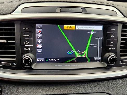 Used 2020 Kia Sorento SX image 20