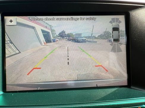 Used 2018 Ford Explorer XLT w/ Equipment Group 202A image 28