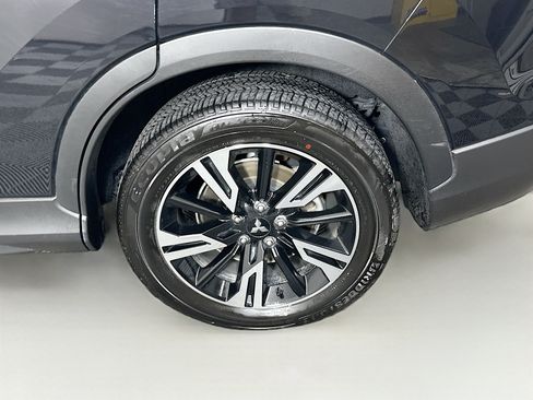 Used 2025 Mitsubishi Eclipse Cross SE AWD/4WD image 11