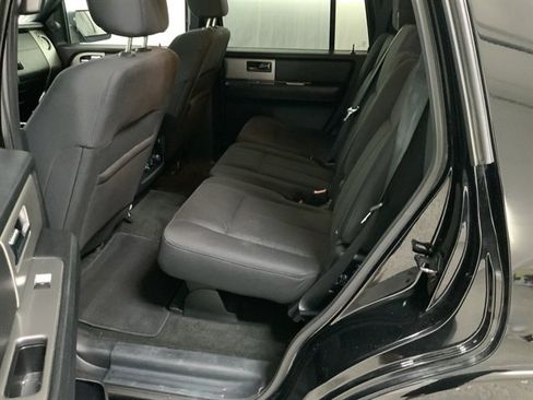 Used 2017 Ford Expedition XLT AWD/4WD image 17