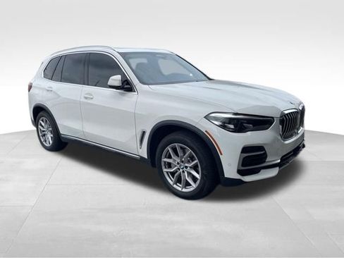 Used 2022 BMW X5 xDrive40i AWD/4WD image 1