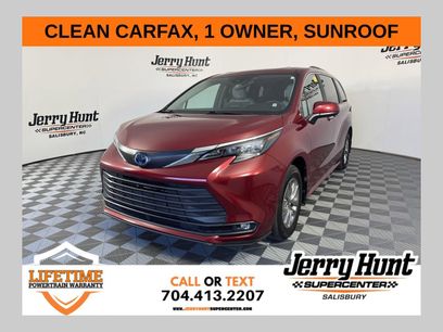 Used 2025 Toyota Sienna XLE