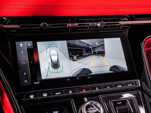 Used 2024 Aston Martin DB12 Coupe image 29