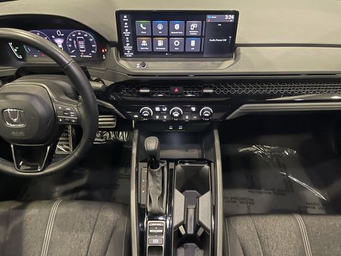 Used 2024 Honda Accord Sport image 18