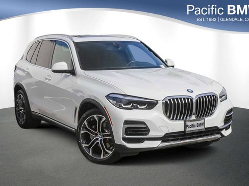 Certified 2023 BMW X5 sDrive40i w/ Parking Assistance Package image 1