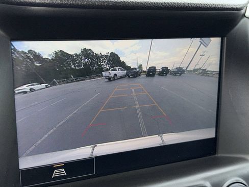 Used 2024 GMC Terrain SLT FWD image 17