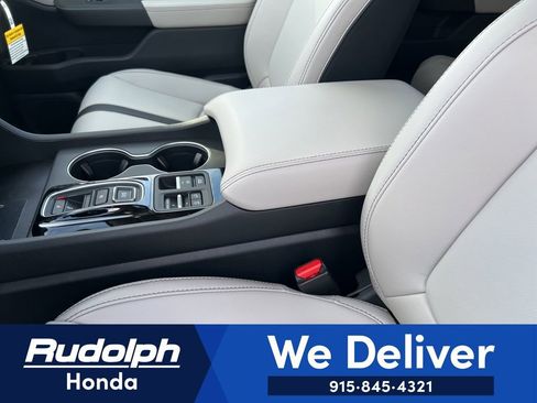 New 2026 Honda Pilot Touring image 28