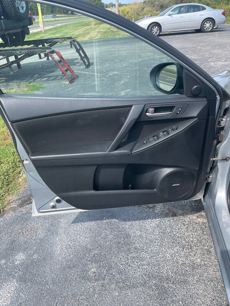 Used 2012 MAZDA MAZDA3 i Touring FWD image 10