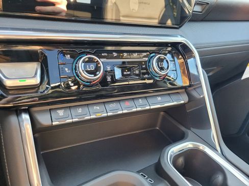 New 2026 GMC Sierra 3500 Denali image 28