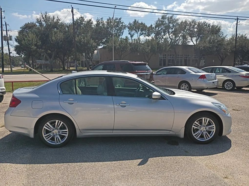 Used 2013 INFINITI G37 Journey w/ Premium Pkg RWD image 6