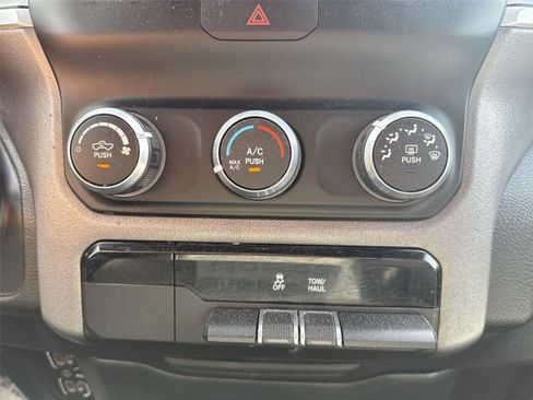 Used 2022 RAM 1500 Big Horn RWD image 19