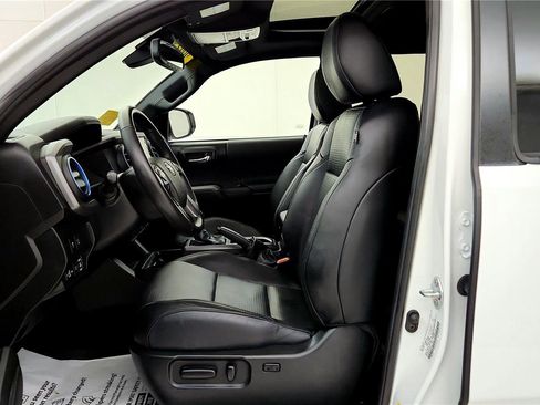 Certified 2023 Toyota Tacoma TRD Sport w/ TRD Premium Sport Package image 25