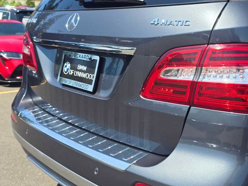 Used 2015 Mercedes-Benz ML 350 4MATIC image 13