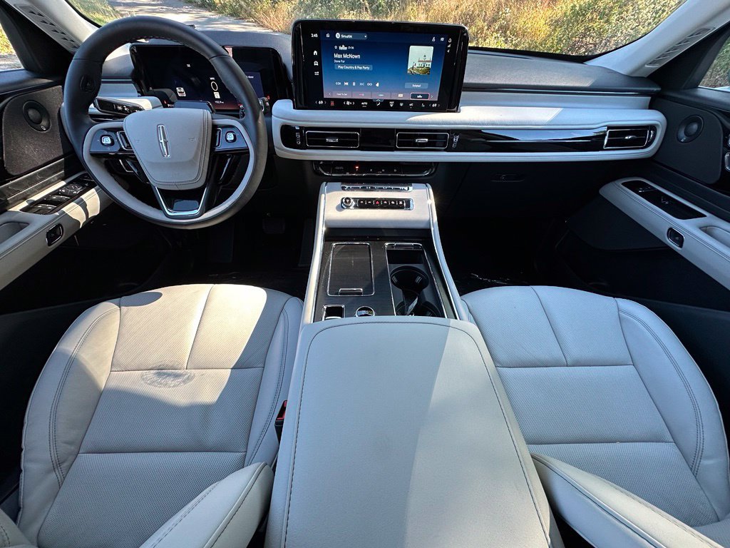 New 2027 Lincoln Aviator Reserve AWD/4WD image 21
