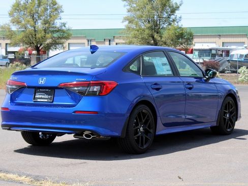 Used 2024 Honda Civic Sport image 6