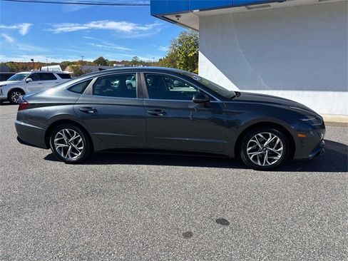Certified 2023 Hyundai Sonata SEL w/ Cargo Package image 2