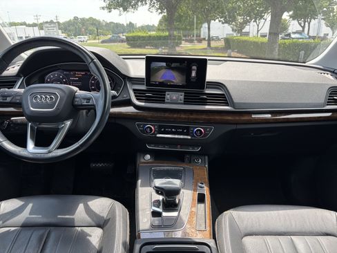 Used 2018 Audi Q5 2.0T Premium Plus w/ Premium Plus Package AWD/4WD image 30