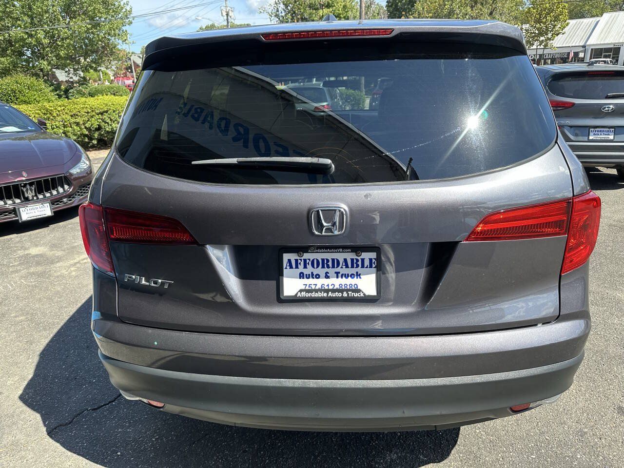 Used 2018 Honda Pilot EX image 10