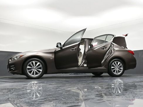 Used 2015 INFINITI Q50 Premium w/ Navigation Package image 38