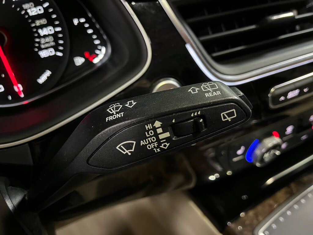 Used 2018 Audi Q7 3.0T Premium Plus AWD/4WD image 16