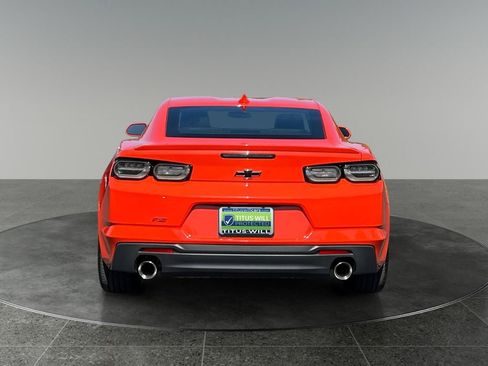 Used 2021 Chevrolet Camaro LT w/ RS Package RWD image 9