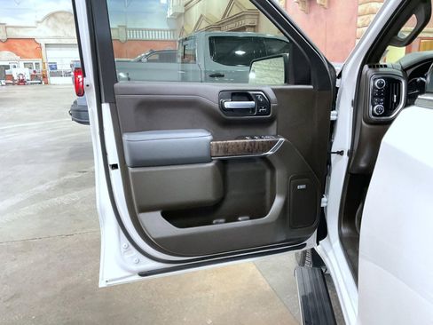 Certified 2021 GMC Sierra 1500 Denali w/ Denali Ultimate Package image 9
