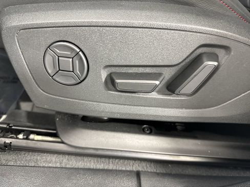 Used 2025 Audi Q3 2.0T Premium Plus w/ Premium Plus Package image 28