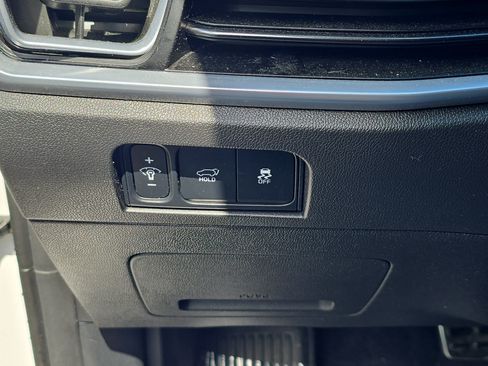 Used 2025 Kia Sorento SX FWD image 30