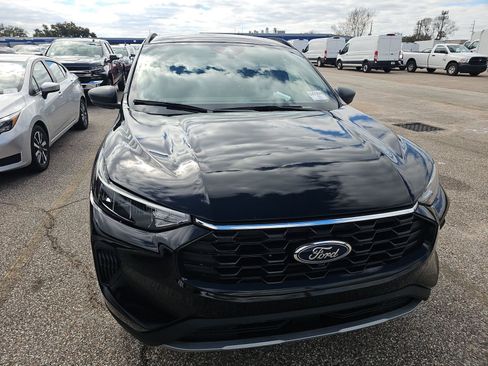 Used 2026 Ford Escape ST-Line image 2