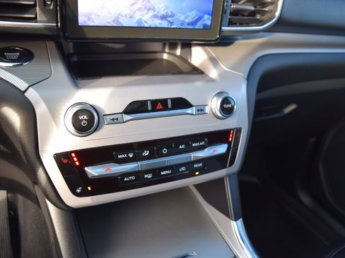 Certified 2023 Ford Explorer XLT w/ Equipment Group 202A image 15