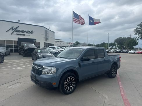 Used 2024 Ford Maverick Lariat image 1