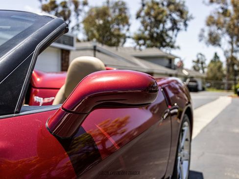 Used 2006 Chevrolet Corvette Convertible w/ Preferred Equipment Group RWD image 61