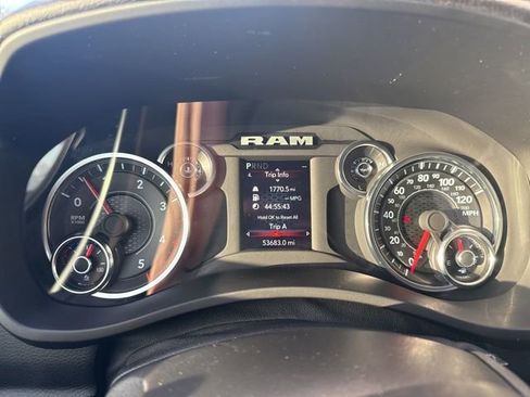 Used 2024 RAM 2500 Big Horn w/ Night Edition image 8