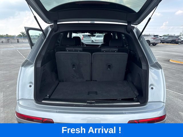 Used 2025 Audi Q7 3.0T Premium Plus AWD/4WD image 5