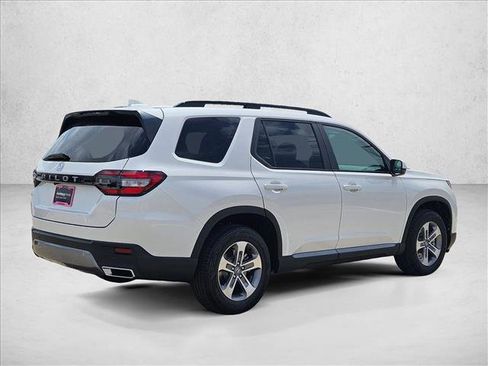 New 2026 Honda Pilot EX-L image 2