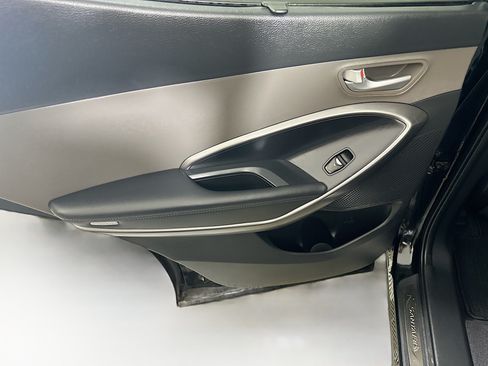 Used 2017 Hyundai Santa Fe Sport FWD image 25