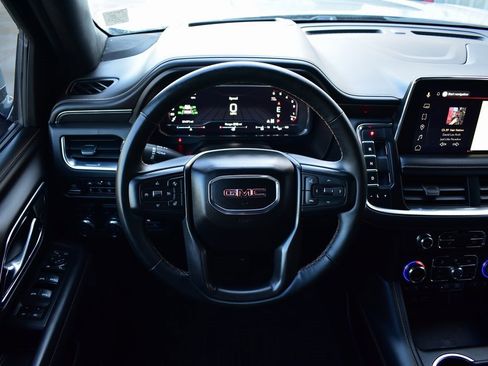 Used 2023 GMC Yukon XL AT4 w/ AT4 Premium Plus Package image 41