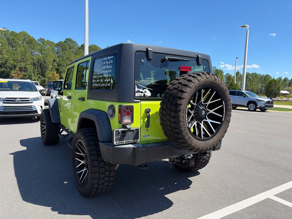 Used 2017 Jeep Wrangler Unlimited Sport w/ Connectivity Group AWD/4WD image 3