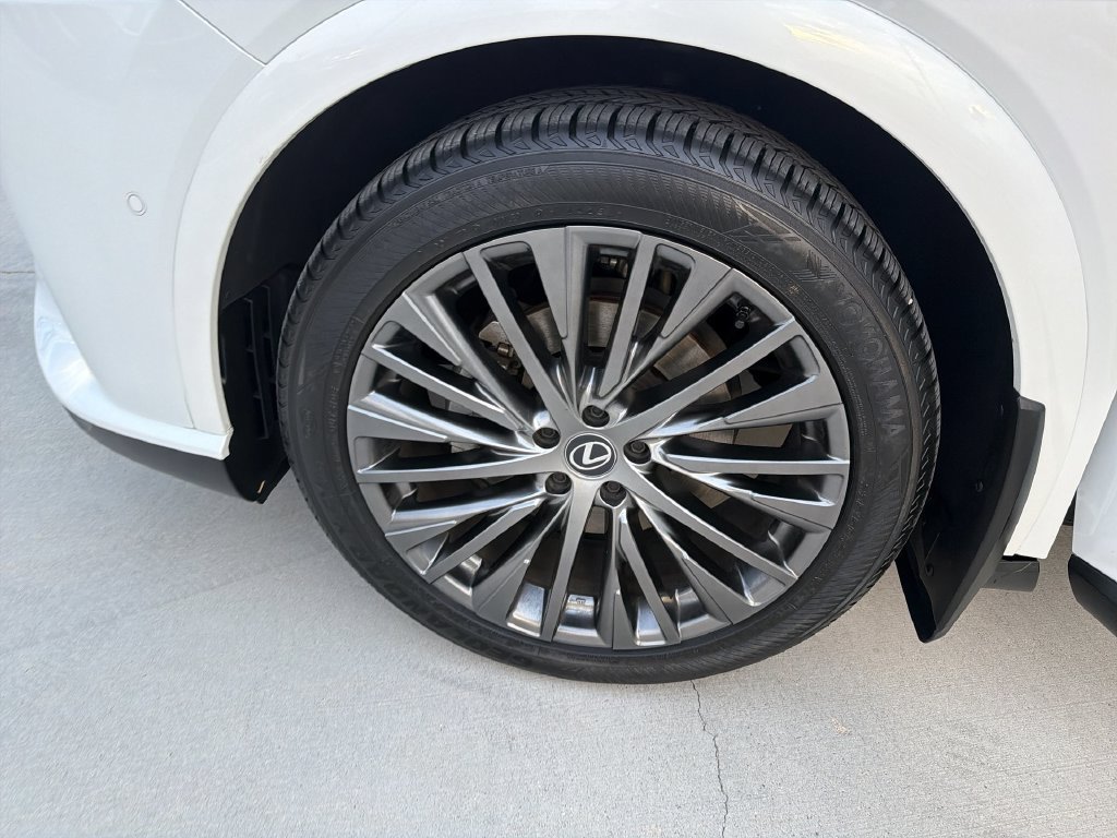 Used 2023 Lexus RX 350 FWD w/ Cold Area Package image 32