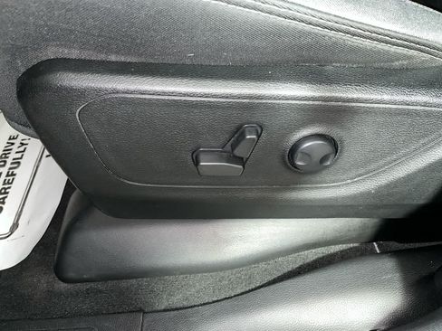 Used 2022 RAM 1500 Big Horn AWD/4WD image 14